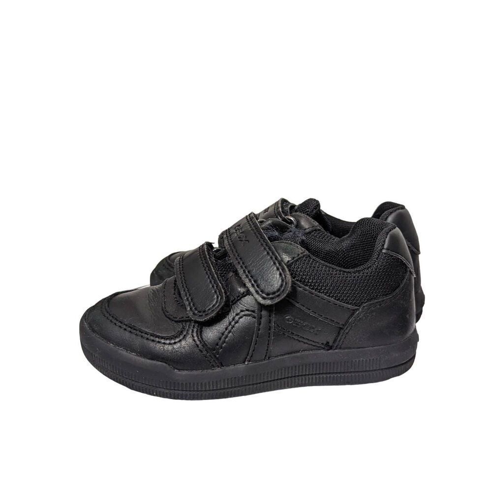 Geox Arzach sneaker size Toddler 9